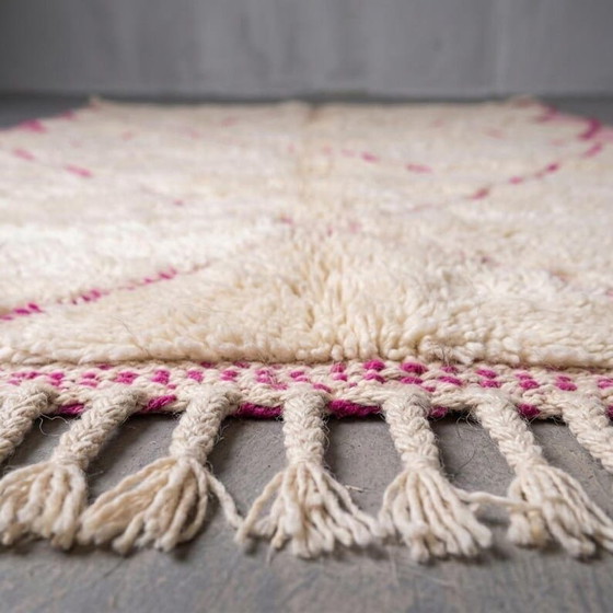 Magnífica alfombra bereber rosa hecha a mano en pura lana, 200x300 cm. – Aime Té, Wool (photo 3 of 8)