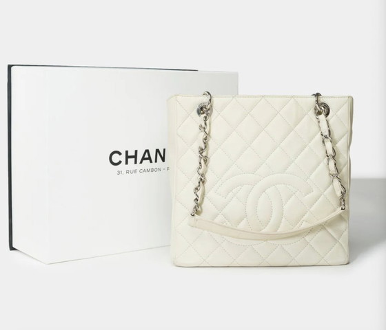 Image 1 of Sac CHANEL Petite Shopping Tote en Cuir Beige - 101699 Prix de vente5