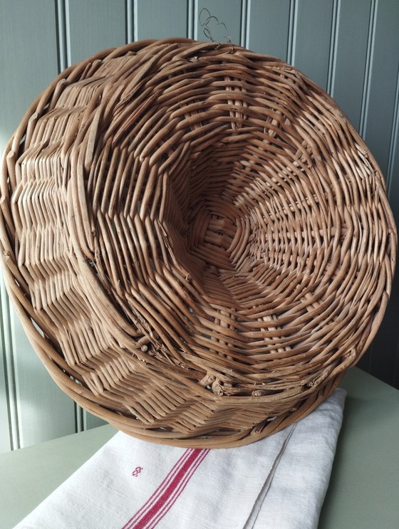 Image 1 of Antico grande cesto da panettiere in vimini intrecciato - Ghirlanda