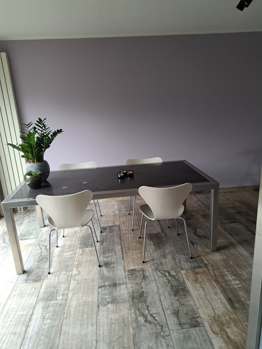 Dining Table Karma Design Solid Rock