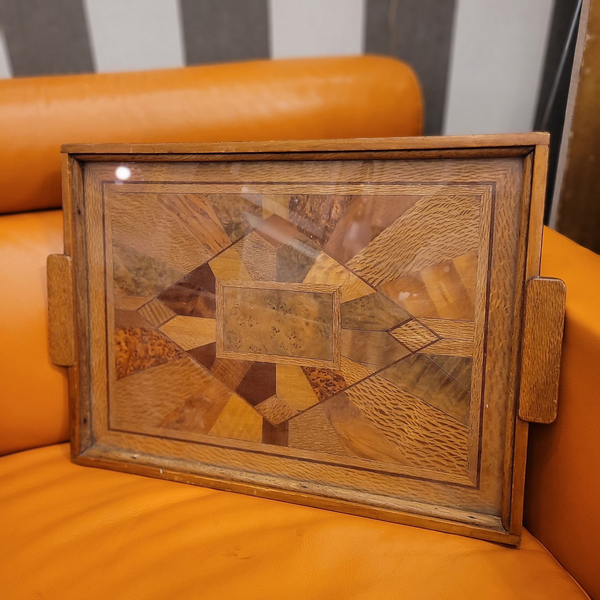 Bandeja Art Déco, Marquetería Y Cristal, 1950 – Francia | €330
