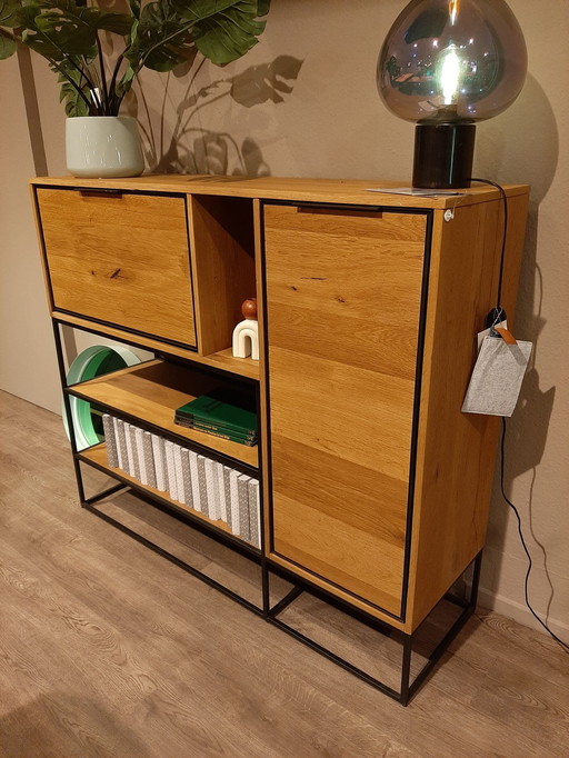 Henders and Hazel City Dressette sideboard