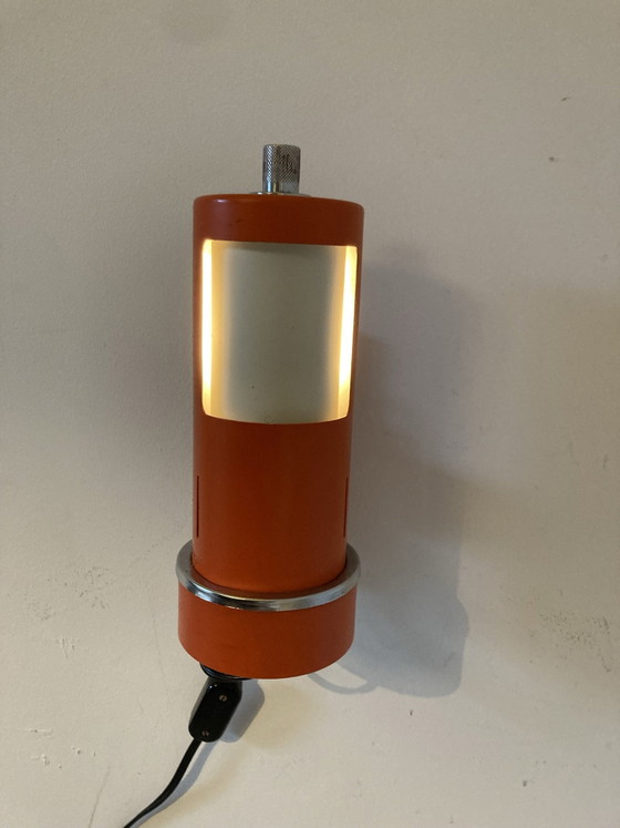 Vintage 70s Space Age Reggiani Wall Light – Metal, Plastic (photo 3 of 13)
