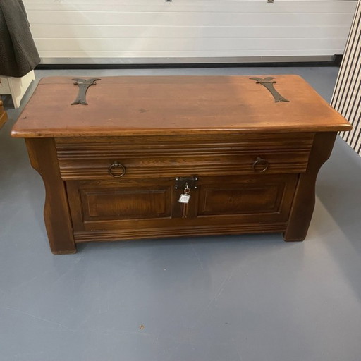 Cassapanca per coperte pesanti