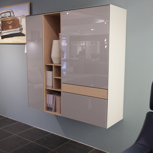 Spectral Ameno hangkast