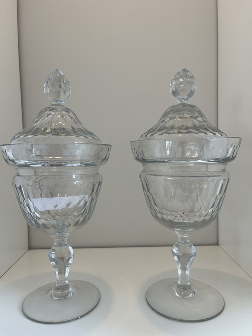 Deux magnifiques pots à gingembre en cristal antique