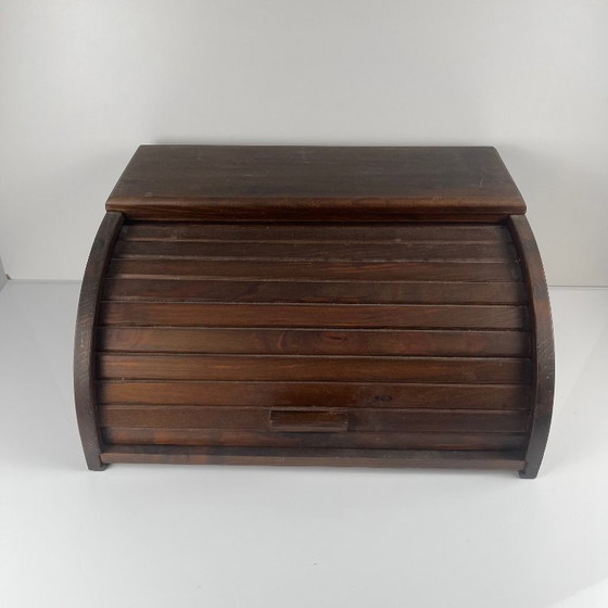 Image 1 of Caja de pan de madera oscura