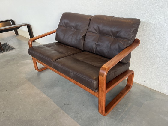 Holstebro Für HS Design, Dänemark 70er Jahre – HS Design Denmark, 3-5 Sitzer Sofas, Leather, Wood (photo 7 of 10)