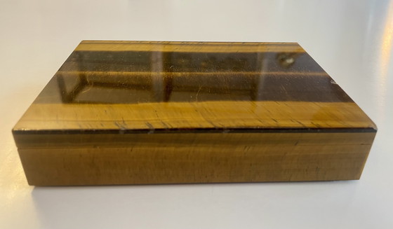 Image 1 of Schatulle aus Tigerauge mit Echtsilber Scharnier Juweliersarbeit