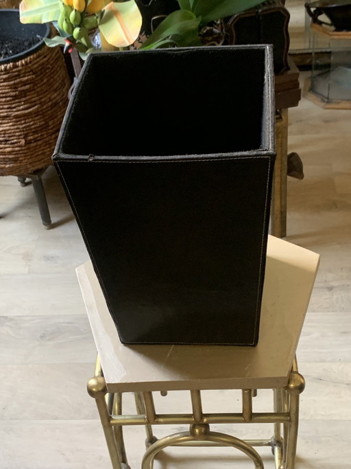 Großer, trapezförmiger Papierkorb im Vintage-Stil von Jacques Adnet – – decoratieve objecten, Wood, Skai (photo 2 of 10)