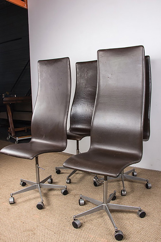 Image 1 of Serie von 4 Bürostühlen mit hoher Rückenlehne aus Leder und Aluminium Modell Oxford von Arne Jacobsen für Fritz Hansen 1980