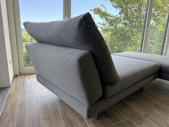 Image 1 of 2 divani Luis De Weibel - Tessuto di qualità svizzera Danio