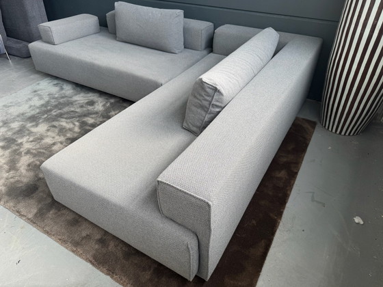 Image 1 of Eyeye Cella hoekformatie