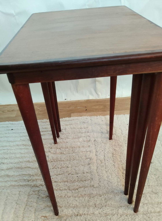 Tables gigognes danoises vintage en teck – Tables d'appoint, Bois (photo 2 of 5)