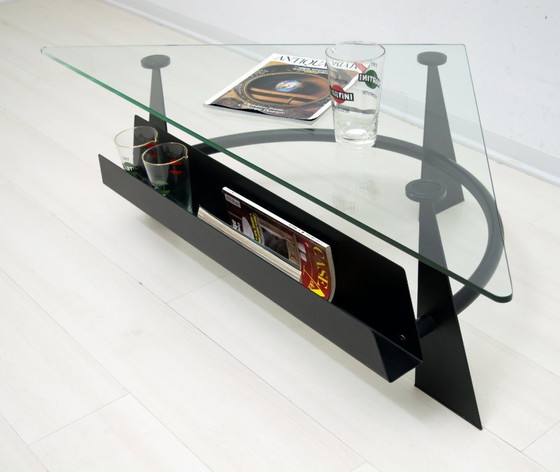 Image 1 of Mesa de centro italiana moderna y contemporánea Metal ennegrecido y tapa de cristal, 1990