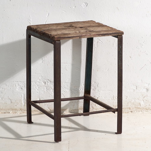 Antique industrial stool in pine wood and iron – Central Europe, circa 1950