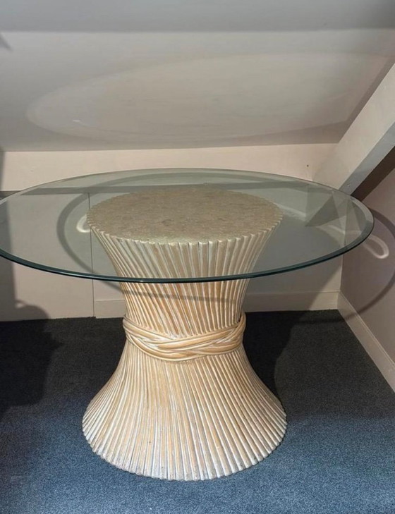 Image 1 of Tavolo retrò vintage in bambù con covone di grano McGuire America