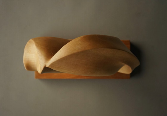 Image 1 of Scultura astratta in legno di melo intagliato, anni '80