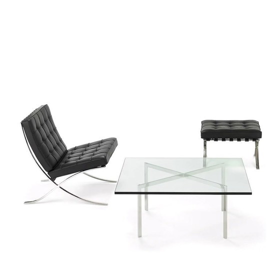 Image 1 of Ottoman Knoll Barcelona - Black Leather - Ongebruikt