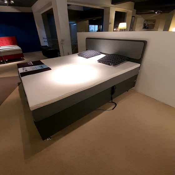 Image 1 of TEMPUR Sealy bed - 180x200 adjustable