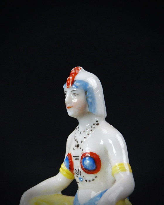 Image 1 of Orientalische Half-Doll von Salammbô aus Thüringer Porzellan Halbfigur Anfang 20.