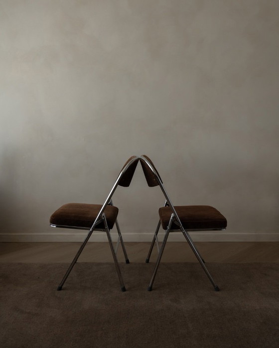 Image 1 of Vintage chromen klapstoelen (paar) | Bruine corduroy bekleding | Stijl uit het midden van de 20e eeuw / jaren 70