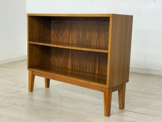 Image 1 of Cassettiera di metà secolo Mobile da soggiorno a scaffale Mobile d'epoca