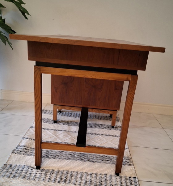 Image 1 of Scrivania vintage MDK fuori dal vaso degli anni '60