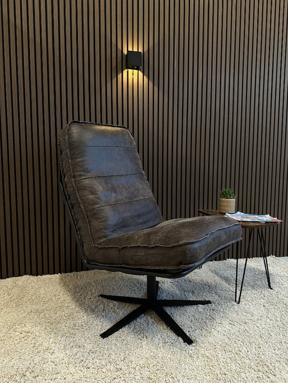 Image 1 of Poltrona Odin in cemento marrone scuro