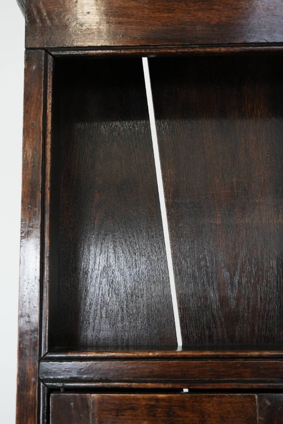 Image 1 of Buffet/armoire de cuisine/commode anglaise ancienne en chêne