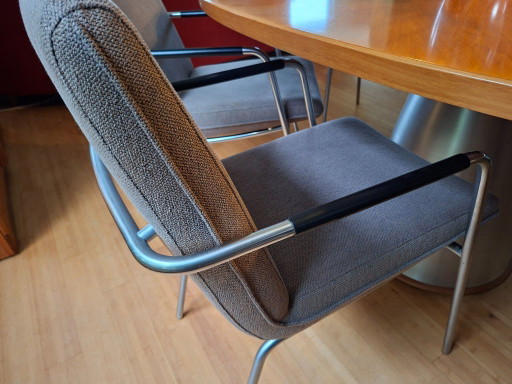 6 Gelderland Zoom 925 stoelen Paul Young voor Gelderland – eetkamerstoelen, Chrome (photo 2 of 8)