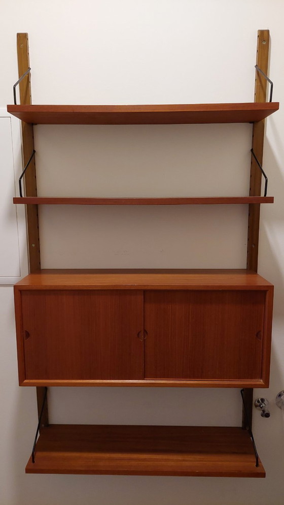 Image 1 of Sistema di pareti in due parti Poul Cadovius