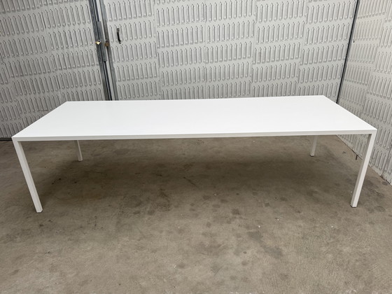 Image 1 of MDF Italia Tense tafel 280 cm