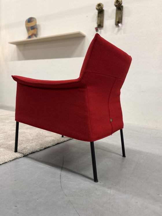 Image 1 of Design on Stock Limec fauteuil wolstof rood