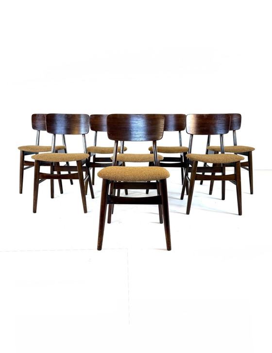 Image 1 of 8 sedie da pranzo vintage restaurate, Farstrup Møbler anni '60
