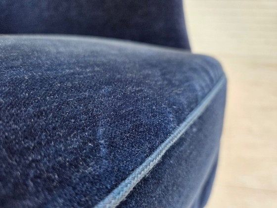 1960s, Danish 2-seater sofa. Dark blue furniture velour. – 2 seaters, Velvet, Wood (photo 5 of 12)