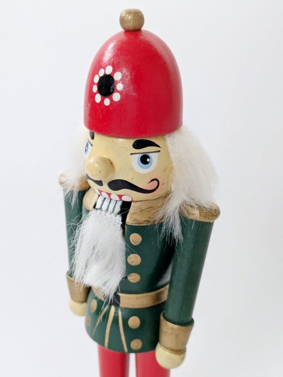 Image 1 of Petit soldat casse-noisette allemand vintage | Figurine de Noël artisanale d'art populaire