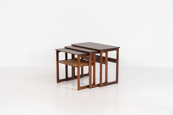 Image 1 of Tavolini impilabili “Modello 219” di Johannes Andersen & Illum Wickelso per CFC Silkeborg (Danimarca, anni '60).