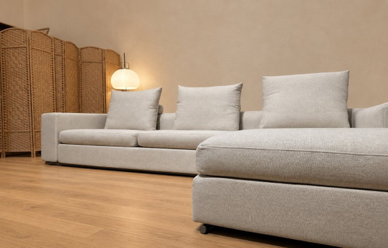 Divano angolare Flexform Groundpiece appena rivestito., Divani angolari, Altro, Tessile, Beige, Modern (foto 4 di 15)