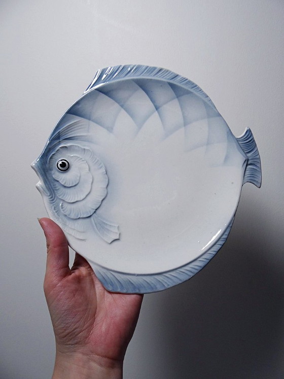 Image 1 of Vintage Czechoslovakian earthenware fish service, 6 plates and one platter