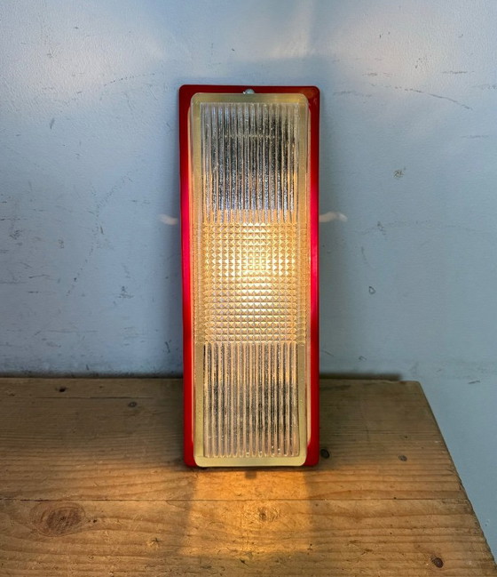 Image 1 of Applique industriale rossa vintage di Elektrosvit, anni '70