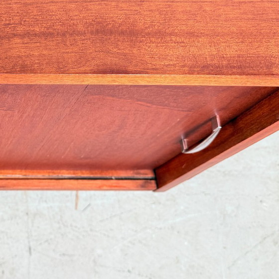 Image 1 of Buffet en acajou de style scandinave