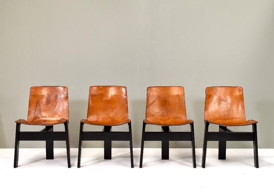 Image 1 of Set di 4 sedie da pranzo Angelo Mangiarotti per Skipper ‘Tre 3’ in cuoio color cognac, Italia – 1978