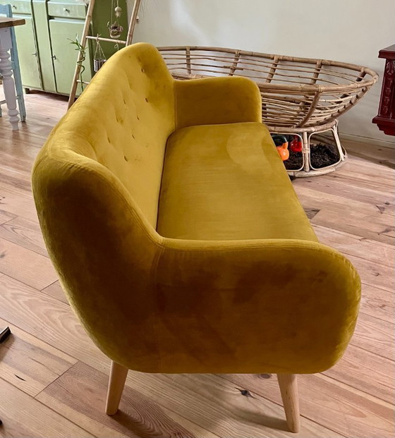 Image 1 of RETRO BANK