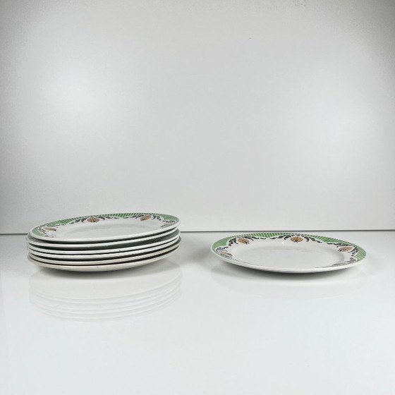 Image 1 of Ensemble de 7 assiettes à dessert Sarreguemines « Maroussia », début du XXe siècle