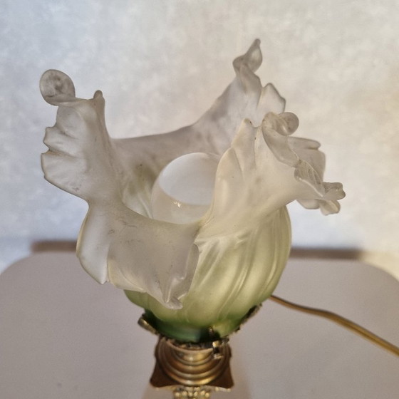 Image 1 of Lampada da scrivania Art Déco in opalino verde con base in bronzo