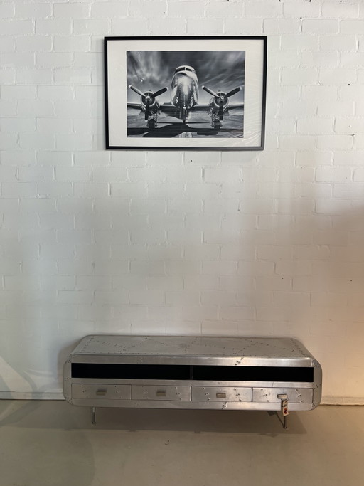 Credenza da aviatore