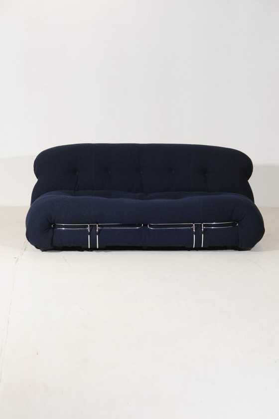 Image 1 of Divano vintage a 2 posti Soriana di Afra e Tobia Scarpa in Bouclé blu notte