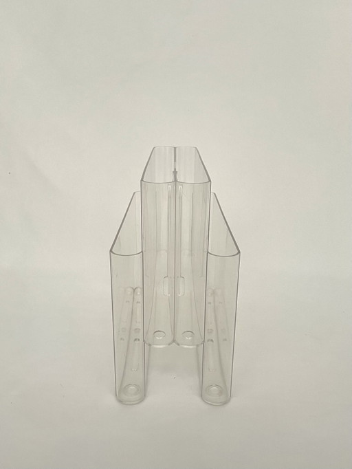 Kartell magazine stand