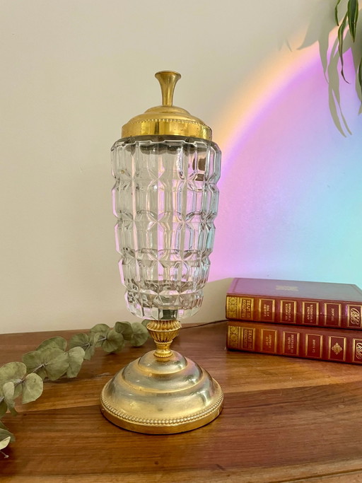Bombonera grande de cristal y metal dorado